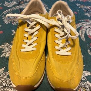 Sz 11 fashion sneaker